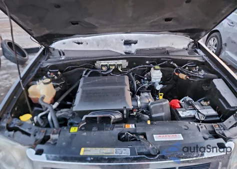 2011 Ford Escape Limited z USA, uszkodzony, nr VIN 1FMCU9EG7BKB77076